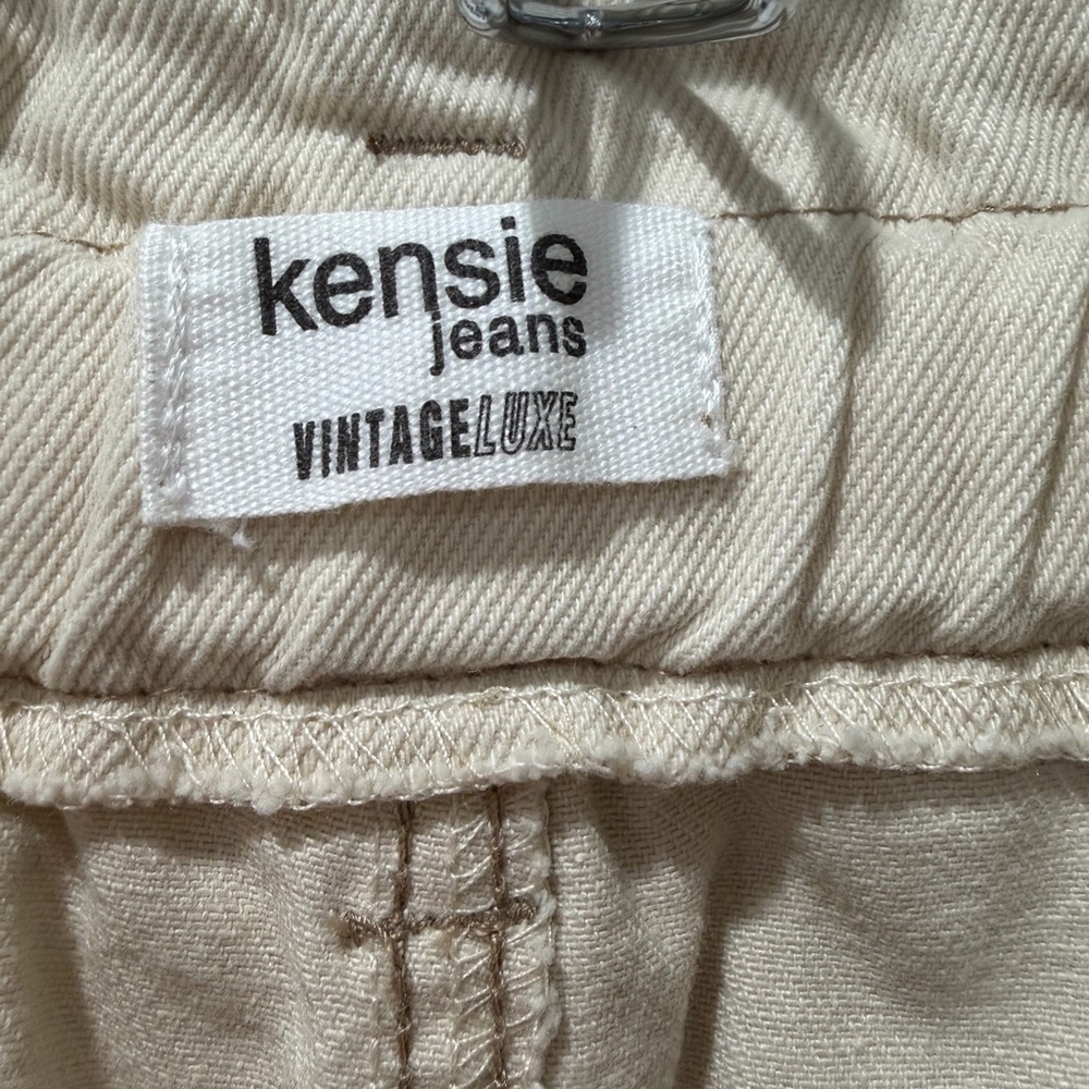 Kensie Vintage Luxe Cream Jeans - Picture 5 of 6